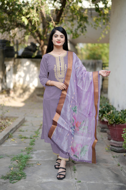 Women's Kurta with Pant & Dupatta Set Occasion : Kurta & Pant Set (D 2603)